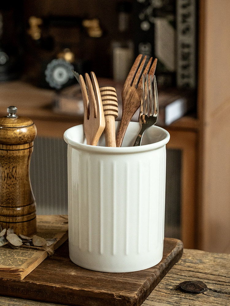 Commercial Kitchen Knife Holder - Portautensili Minimalista in Ceramica Bianca Goffrata,