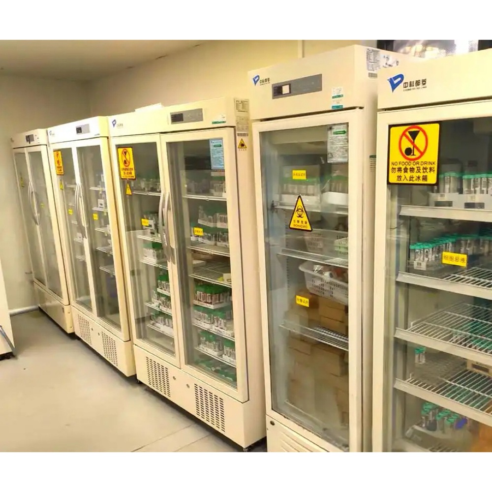 Adatto a tutti i nuovi disposi - Commercial Kitchen Door recensione e prezzo