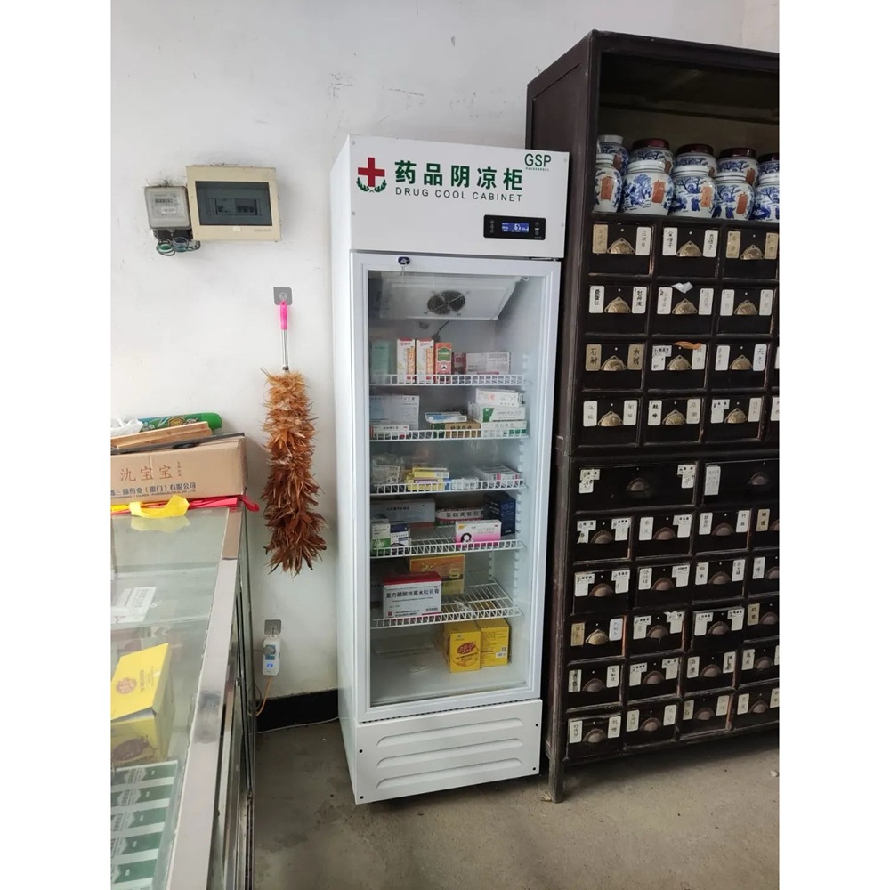 Adatto a tutti i nuovi disposi - Commercial Kitchen Door recensione e prezzo